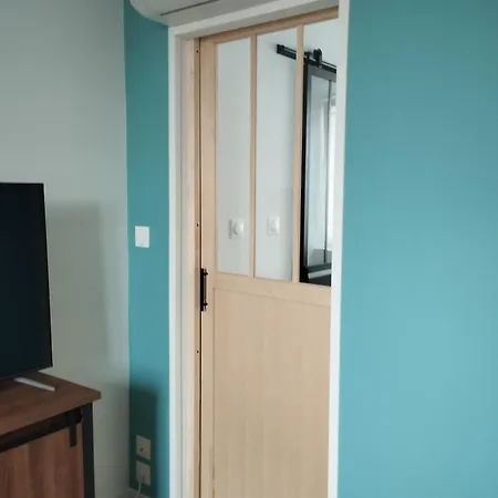 아파트 La Cite Du 56 *